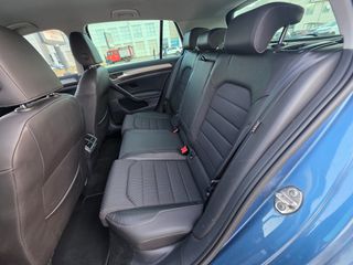 Volkswagen Golf 2015 1.4 TGI BlueMotion R400 Look-thumb-17