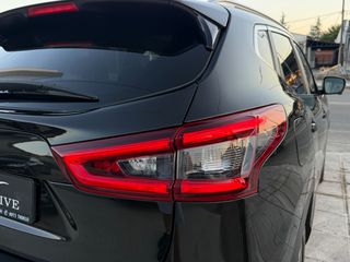 Nissan Qashqai 2018 N-Connecta/Panorama/Camera360/Navi Full Extra-thumb-50