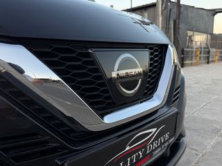 Nissan Qashqai 2018 N-Connecta/Panorama/Camera360/Navi Full Extra-thumb-54