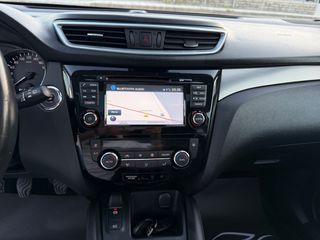 Nissan Qashqai 2018 N-Connecta/Panorama/Camera360/Navi Full Extra-thumb-22