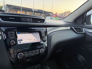 Nissan Qashqai 2018 N-Connecta/Panorama/Camera360/Navi Full Extra-thumb-23