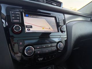 Nissan Qashqai 2018 N-Connecta/Panorama/Camera360/Navi Full Extra-thumb-25