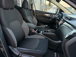 Nissan Qashqai 2018 N-Connecta/Panorama/Camera360/Navi Full Extra-thumb-29