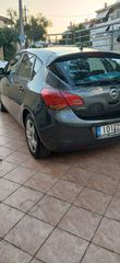 Opel Astra 2012 1400-thumb-6