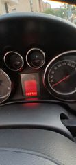 Opel Astra 2012 1400-thumb-23