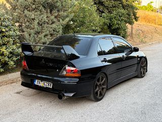 Mitsubishi Lancer Evo 2004 VIII-thumb-4