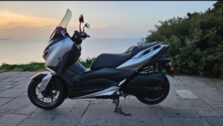 Yamaha XMAX 300 2018-thumb-5