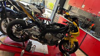 Bmw S1000RR 2011-thumb-35