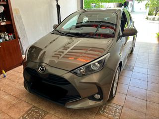 Mazda 2 Hybrid 2024 style