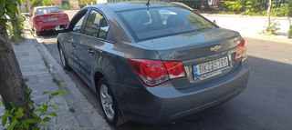 Chevrolet Cruze 2009-thumb-6