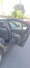 Chevrolet Cruze 2009-thumb-18