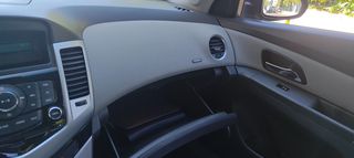 Chevrolet Cruze 2009-thumb-24