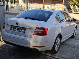 Skoda Octavia 2018 FULL EXTRA/DSG/TDI-thumb-5