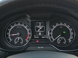 Skoda Octavia 2018 FULL EXTRA/DSG/TDI-thumb-40