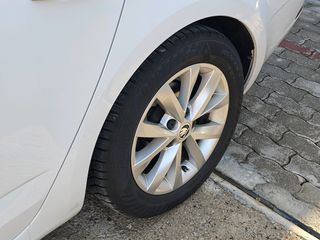 Skoda Octavia 2018 FULL EXTRA/DSG/TDI-thumb-9