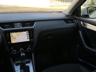 Skoda Octavia 2018 FULL EXTRA/DSG/TDI-thumb-13