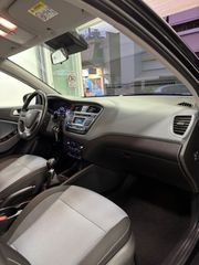 Hyundai i 20 2017-thumb-12