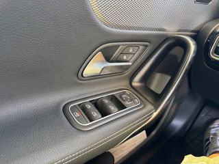 Mercedes-Benz A 180 2019 PROGRESSIVE-thumb-16