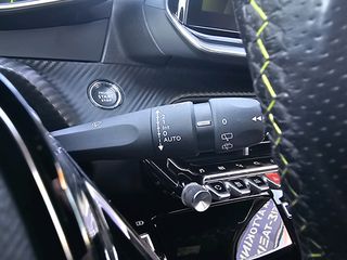Peugeot 2008 2021 GT 1.2 PURETECH 131 HP-thumb-70