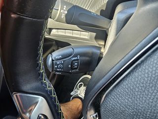Peugeot 2008 2021 GT 1.2 PURETECH 131 HP-thumb-72