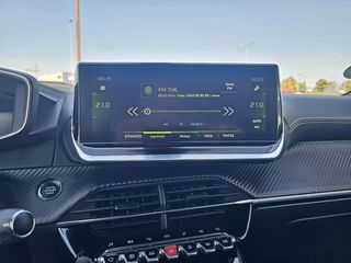 Peugeot 2008 2021 GT 1.2 PURETECH 131 HP-thumb-74