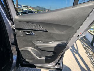 Peugeot 2008 2021 GT 1.2 PURETECH 131 HP-thumb-52