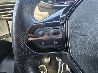 Peugeot 2008 2021 GT 1.2 PURETECH 131 HP-thumb-68