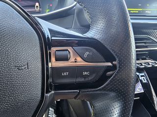 Peugeot 2008 2021 GT 1.2 PURETECH 131 HP-thumb-69
