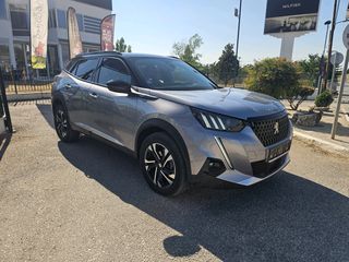 Peugeot 2008 2021 GT 1.2 PURETECH 131 HP-thumb-9