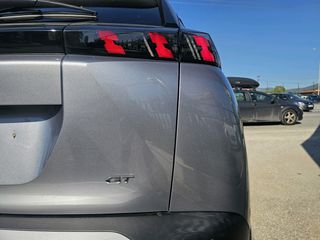 Peugeot 2008 2021 GT 1.2 PURETECH 131 HP-thumb-26