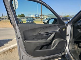 Peugeot 2008 2021 GT 1.2 PURETECH 131 HP-thumb-33