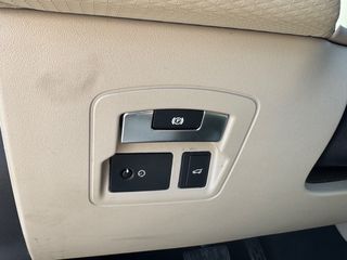 Land Rover Range Rover Velar 2020-thumb-31