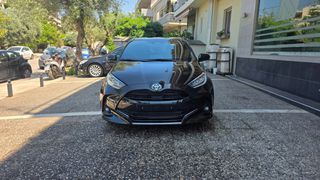 Toyota Yaris 2024 1.5-130ps-chic-hybrid-auto!!-thumb-5