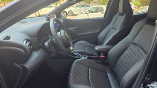 Toyota Yaris 2024 1.5-130ps-chic-hybrid-auto!!-thumb-10