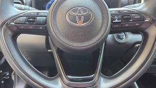 Toyota Yaris 2024 1.5-130ps-chic-hybrid-auto!!-thumb-26