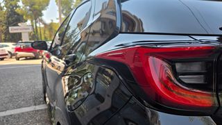 Toyota Yaris 2024 1.5-130ps-chic-hybrid-auto!!-thumb-36