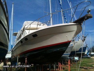 Bayliner 1982 3250 CONQUEST FLY BRIDGE-thumb-2