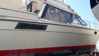 Bayliner 1982 3250 CONQUEST FLY BRIDGE-thumb-3