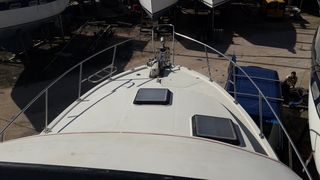 Bayliner 1982 3250 CONQUEST FLY BRIDGE-thumb-6