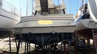 Bayliner 1982 3250 CONQUEST FLY BRIDGE-thumb-10