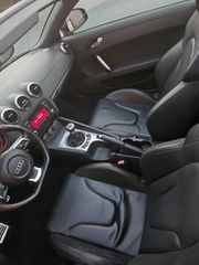Audi TT 2009-thumb-5
