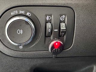 Opel Crossland X 2020-thumb-8