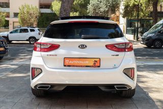 Kia Ceed / cee'd 2019 1.4 TGDI 140hp GT Line AUTO *PANORAMA*-thumb-6