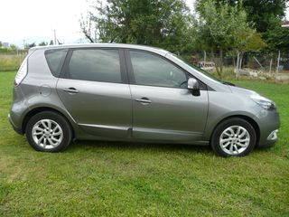 Renault Scenic 2011