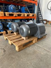 ΜΕΙΩΤΗΡΑΣ BAUER 7.5KW(10HP) 23RPM-thumb-1