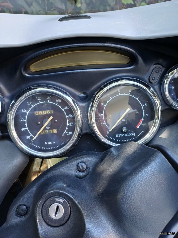 Triumph Trophy 900 2000