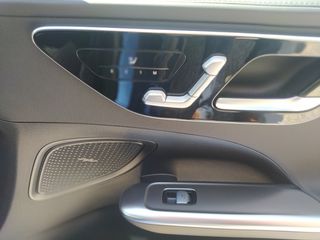 Mercedes-Benz C 300 2024 e AMG LINE -PREMIUM PACKAGE-thumb-48
