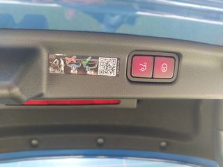 Mercedes-Benz C 300 2024 e AMG LINE -PREMIUM PACKAGE-thumb-15