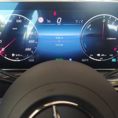 Mercedes-Benz C 300 2024 e AMG LINE -PREMIUM PACKAGE-thumb-26