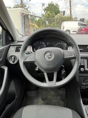 Skoda Rapid 2016-thumb-18
